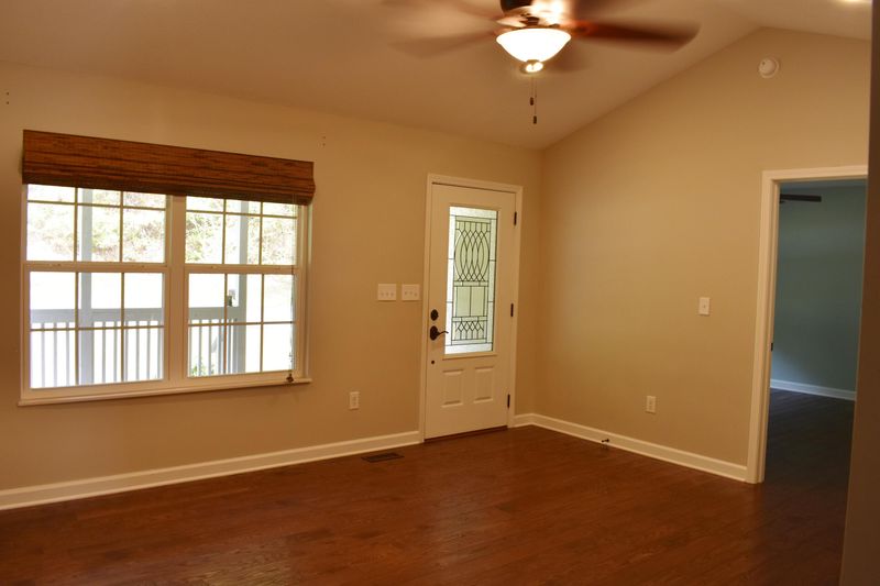 399 Scenic Dr, Harriman, TN 37748