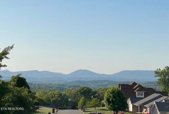 3990 Mountain Vista Rd, Knoxville, TN 37931