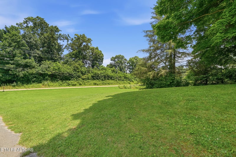 3992 Highway 92, Rutledge, TN 37861