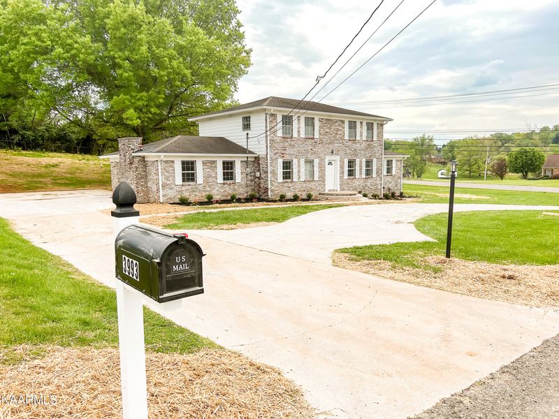 3993 Marty Dr, Morristown, TN 37814