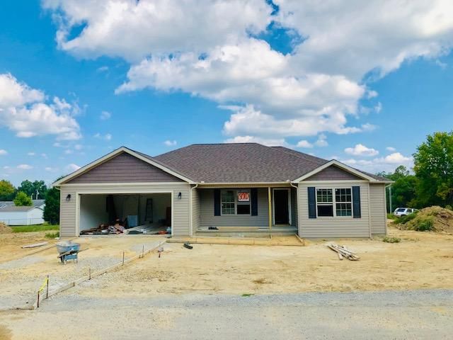 4 Patrick Dr, Crossville, TN 38555