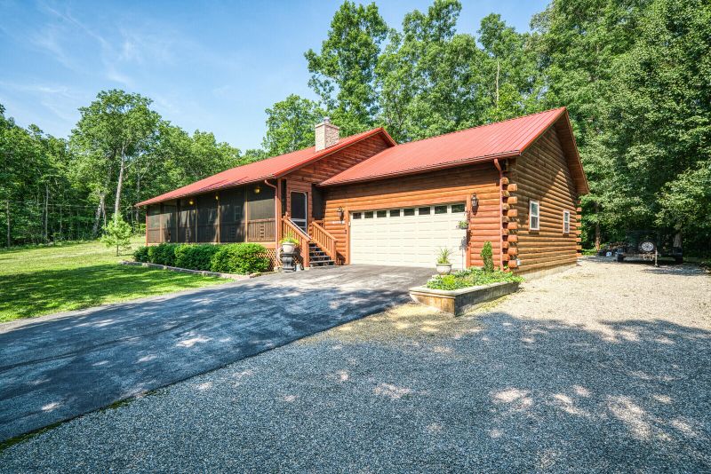4 Yuork Ct #4, Crossville, TN 38572