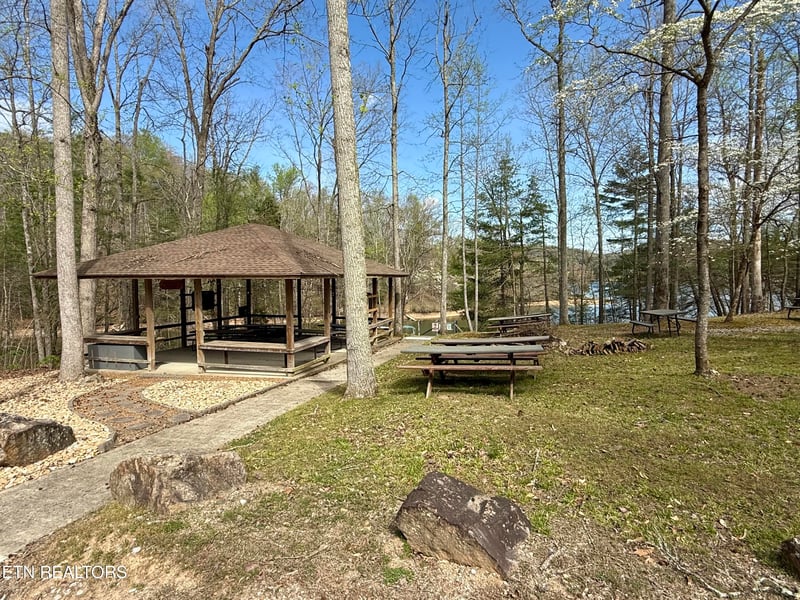 40 Eerie Point #40, Rockwood, TN 37854