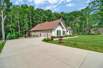 40 Kingsley Ct, Crossville, TN 38558