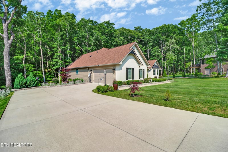 40 Kingsley Ct, Crossville, TN 38558