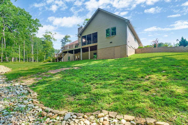 40 Kingsley Ct, Crossville, TN 38558