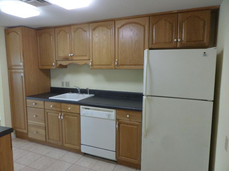 40 Valley Forge Dr, Oak Ridge, TN 37830