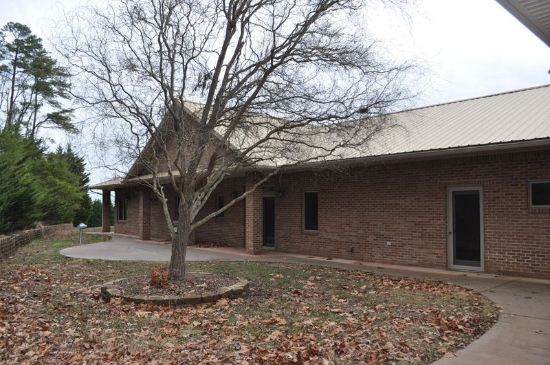 400 Burkhart Rd, Rutledge, TN 37861