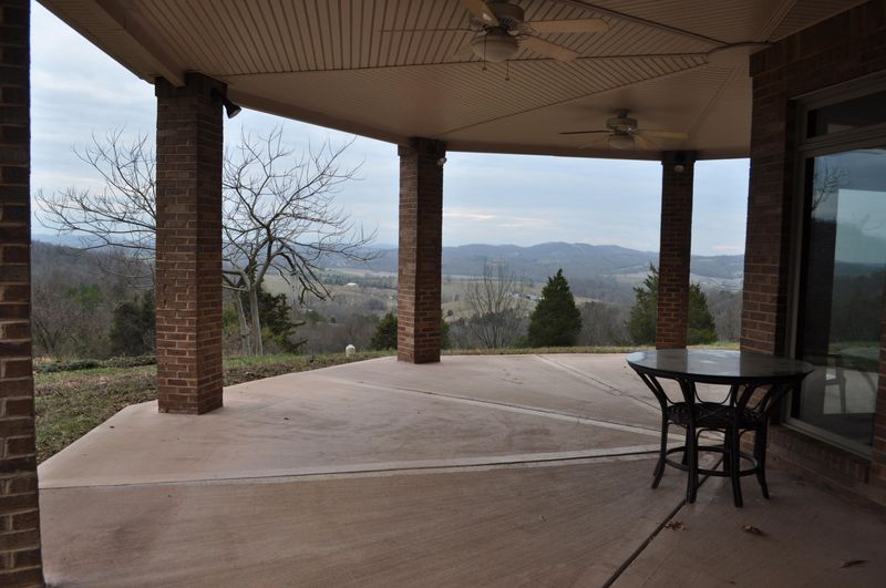 400 Burkhart Rd, Rutledge, TN 37861