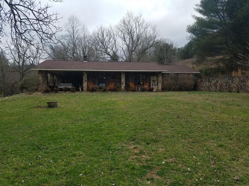 400 Griffith Branch Rd, Madisonville, TN 37354