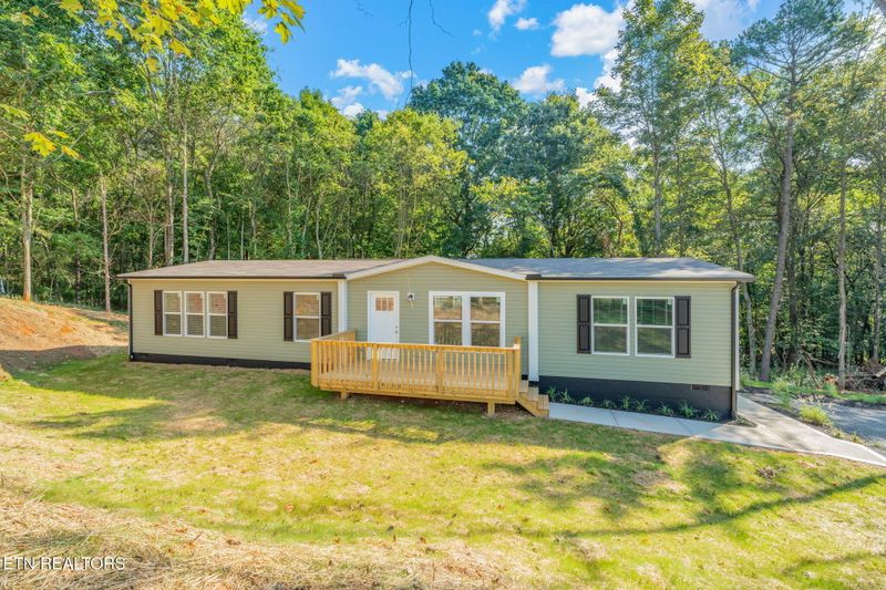 400 Matlock Tr, Loudon, TN 37774