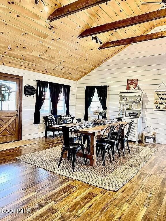 400 Rock Creek Rd, Deer Lodge, TN 37726