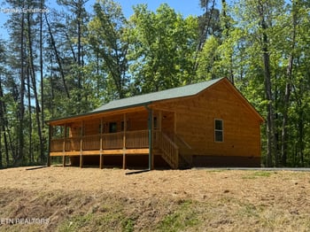 4002 Wears Cove Rd, Sevierville, TN 37862