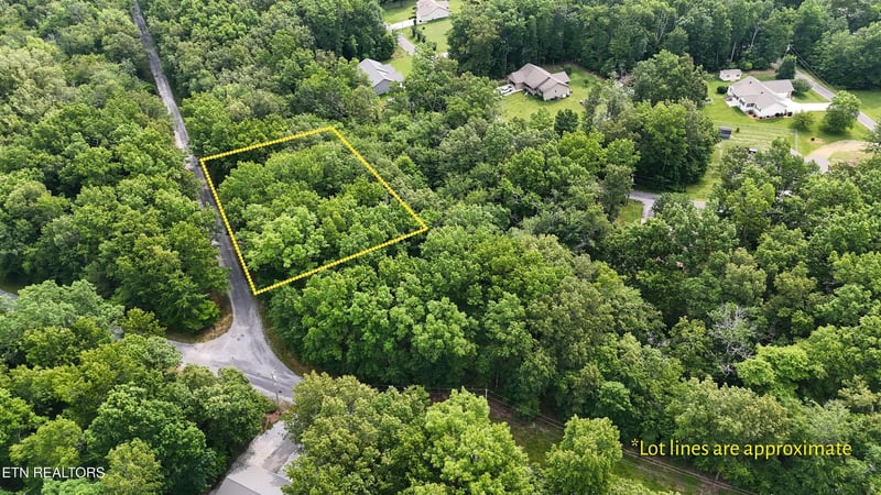 40024004 Desoto Dr, Crossville, TN 38572