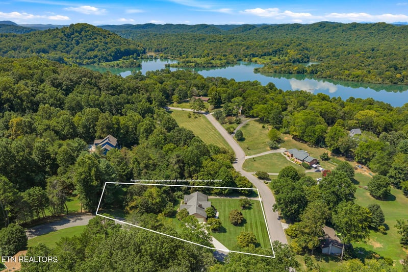 4005 Sunnyslope Dr, Knoxville, TN 37931