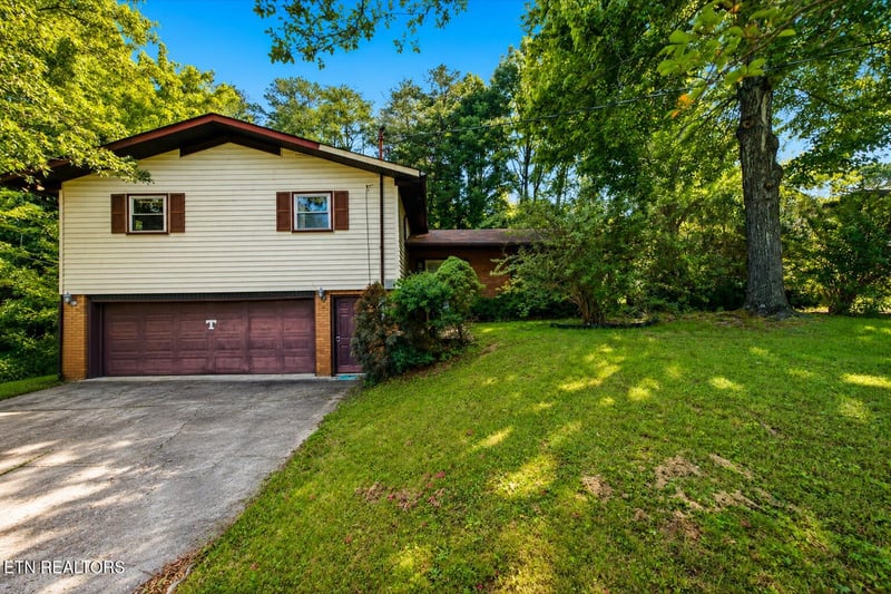 4009 Hitching Post Rd, Pigeon Forge, TN 37863