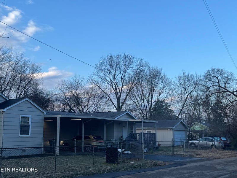 401 Clifton Rd, Knoxville, TN 37921