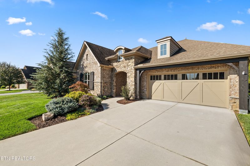 401 Eisenhower St, Knoxville, TN 37934