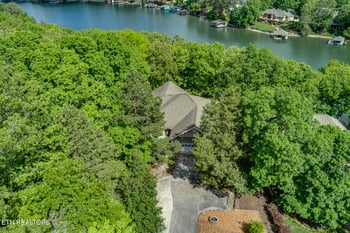 401 Shawnee Pl, Loudon, TN 37774