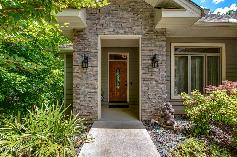 401 Shawnee Pl, Loudon, TN 37774