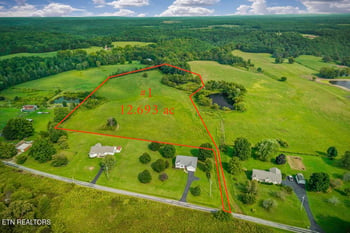 401 Smith Rd, Crossville, TN 38571