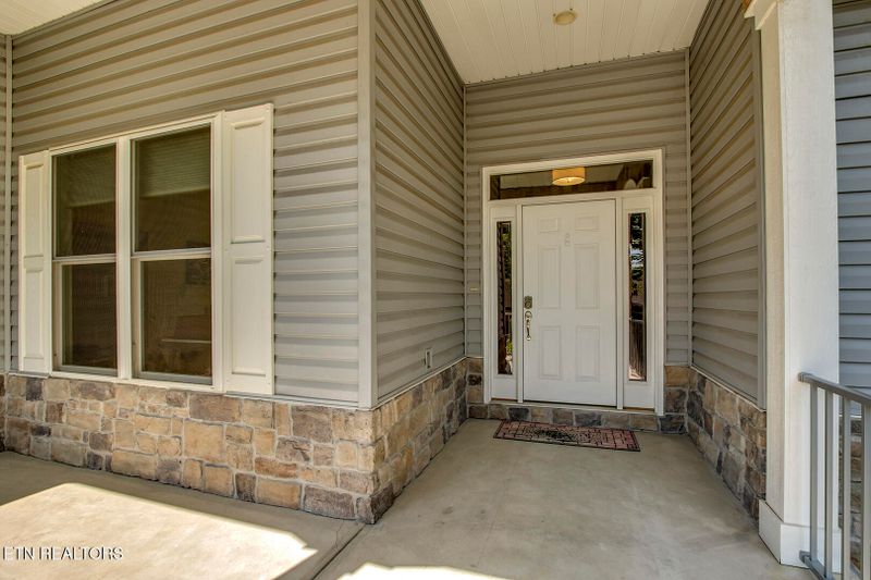 401 Tanasi Way, Loudon, TN 37774