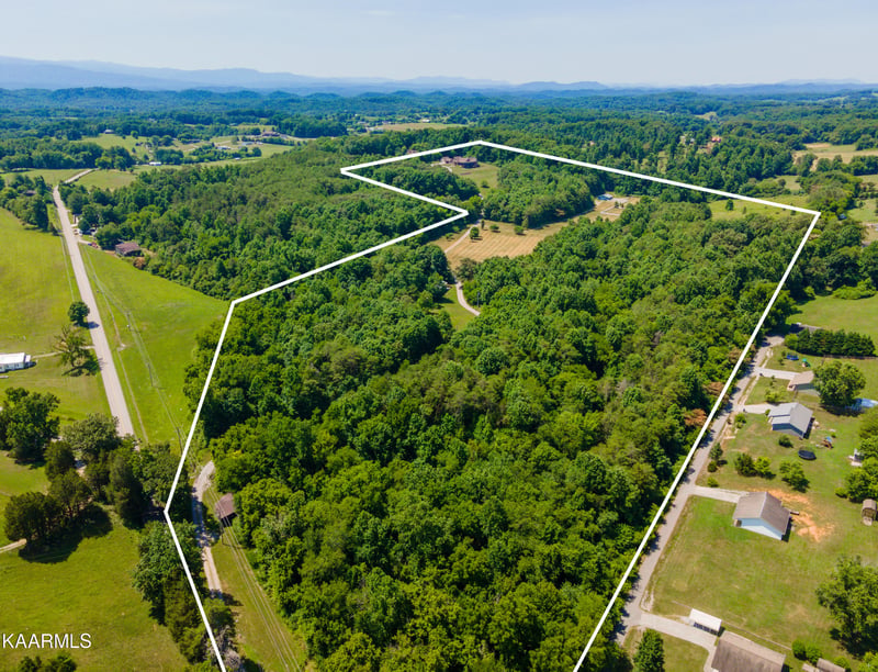 401 Thompson Bridge Rd, Maryville, TN 37801