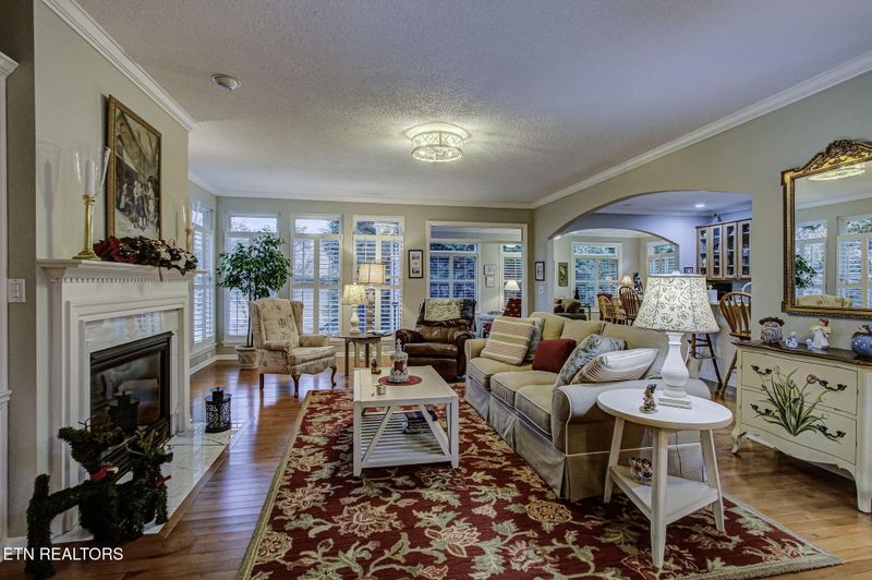 401 Wewoka Cir, Loudon, TN 37774