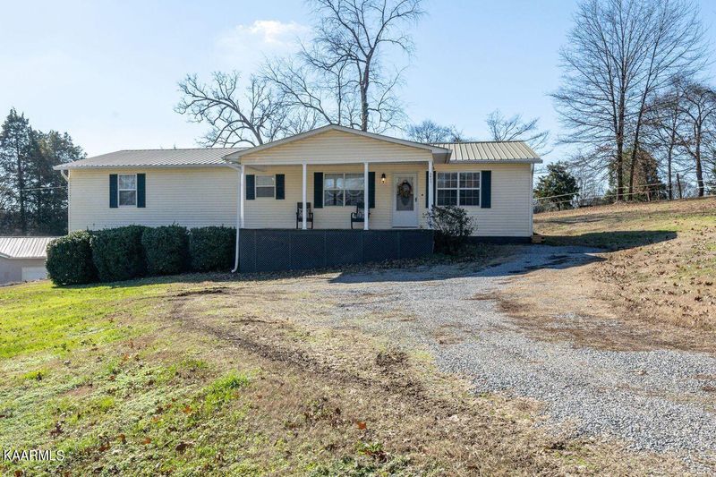 4011 S Singleton Station Rd, Rockford, TN 37853