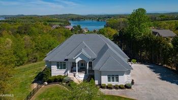 4011 Tidewater Rd, Louisville, TN 37777