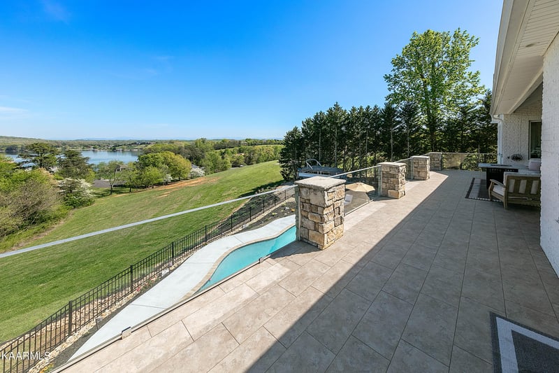 4011 Tidewater Rd, Louisville, TN 37777