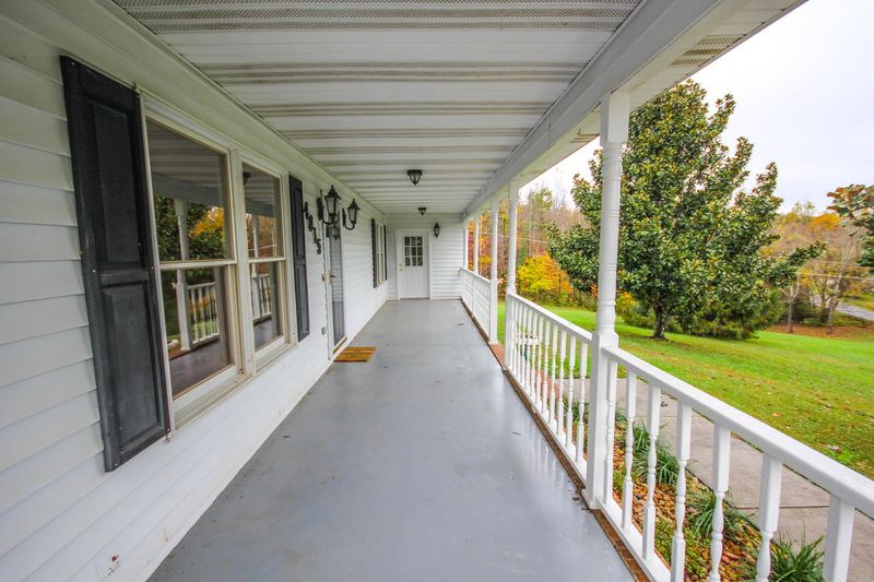 4015 Mint Rd, Maryville, TN 37803
