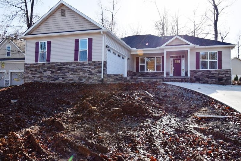 402 Seminole Pl, Loudon, TN 37774