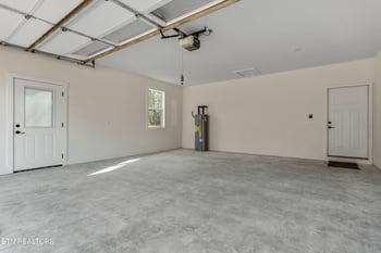 402 St George Dr, Fairfield Glade, TN 38558