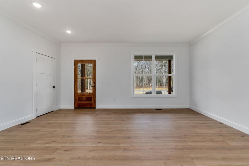 402 St George Dr, Fairfield Glade, TN 38558