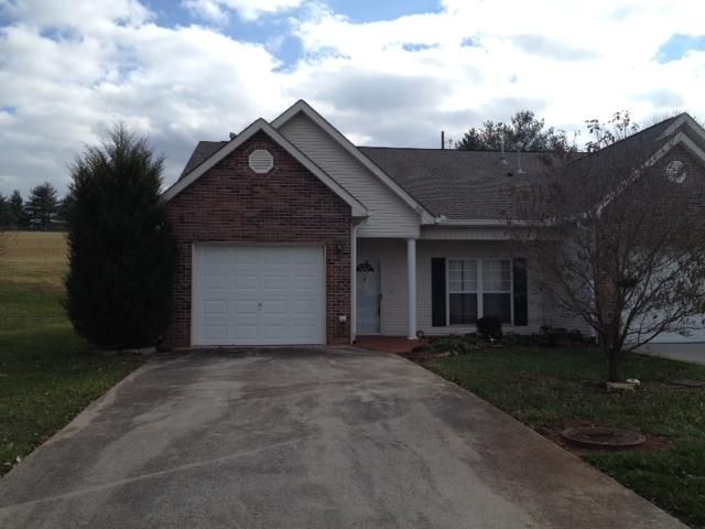 402 Willington Pl, Loudon, TN 37774