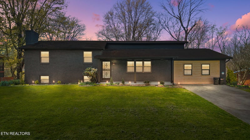 4020 Hitching Post Rd, Pigeon Forge, TN 37863