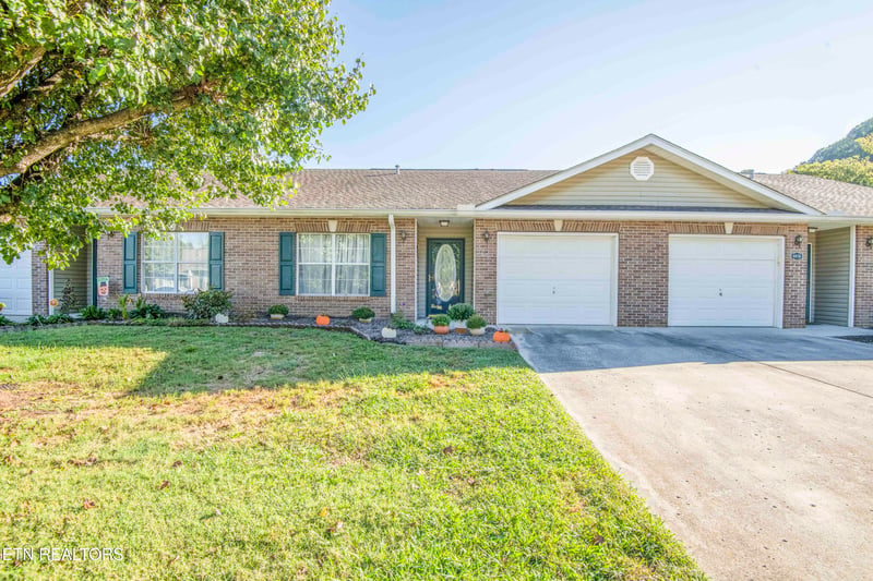 4022 Darwin Way, Knoxville, TN 37918