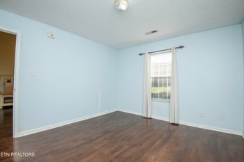 4022 Darwin Way, Knoxville, TN 37918