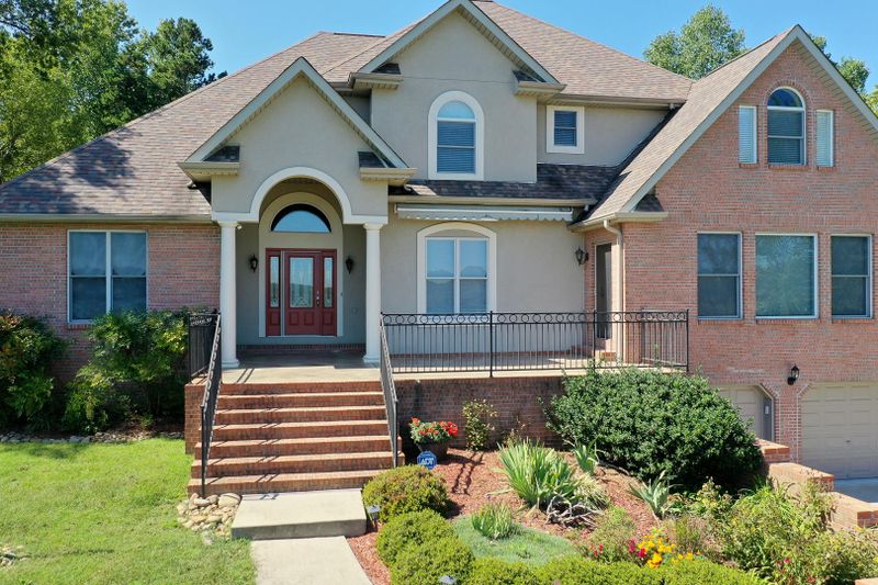 4025 Brooksview Rd, Lenoir City, TN 37772