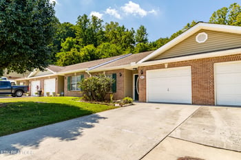 4027 Darwin Way, Knoxville, TN 37918