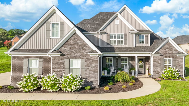 403 Cummings Ct, Morristown, TN 37814
