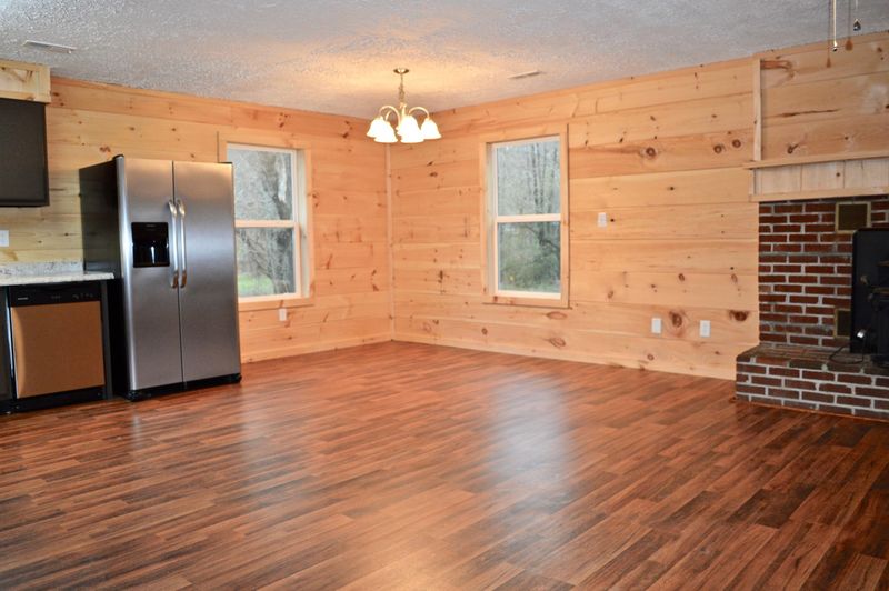 403 Doc Norton Rd, Walland, TN 37886