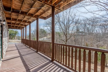 403 Happy Hollow Ln, Sevierville, TN 37876