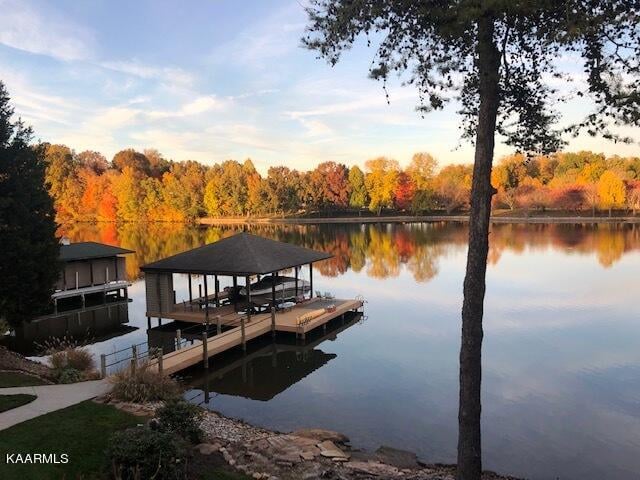 403 Inagehi Cir, Loudon, TN 37774
