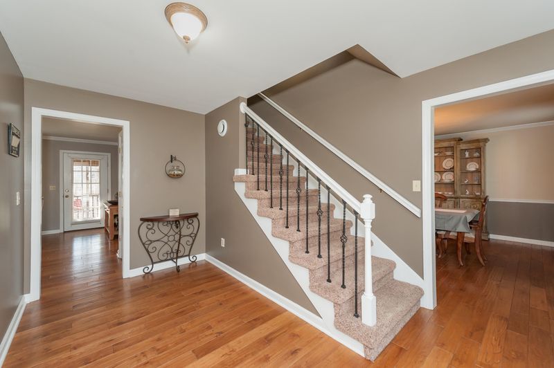 403 Mapletree Dr, Knoxville, TN 37934