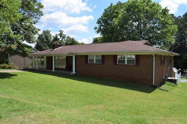 403 Mcminn Ave, Athens, TN 37303