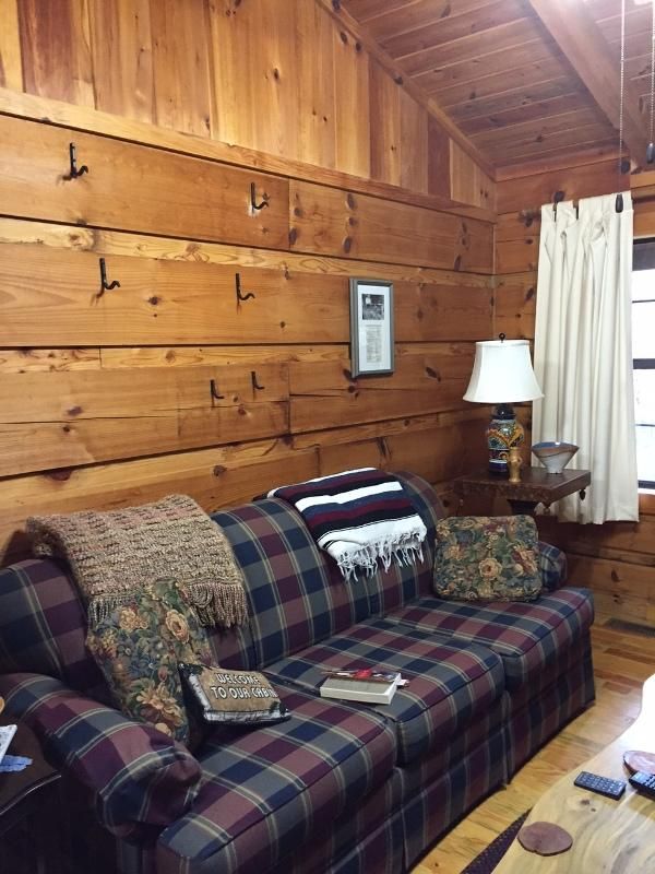 403 Smithfield Rd, Tellico Plains, TN 37385