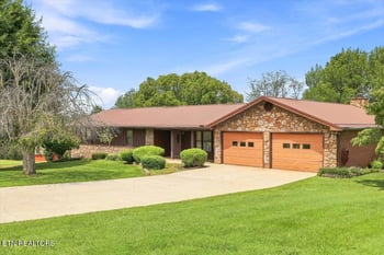 4031 Peace Dr, Morristown, TN 37814