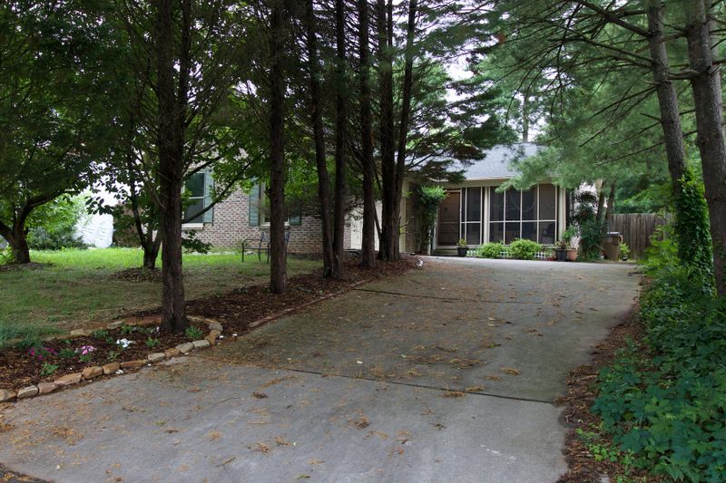 4033 Sequoyah Ave, Knoxville, TN 37919